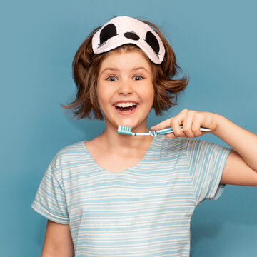 Don’t Forget To Clean That Tongue!