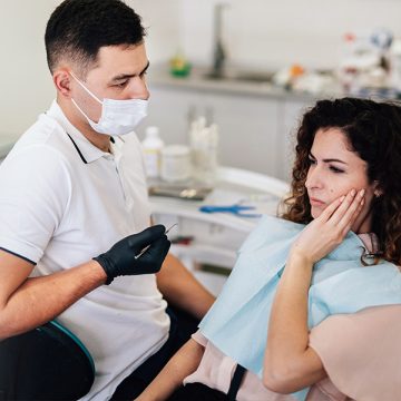 What Happens If You Delay a Needed Tooth Extraction?